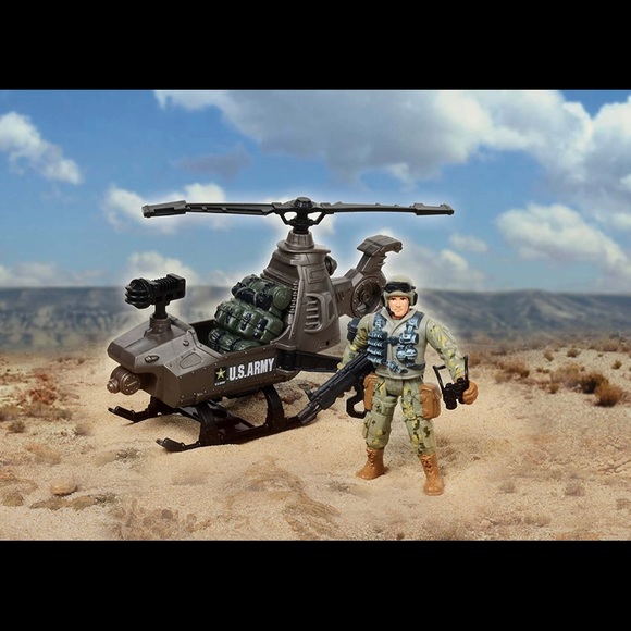 United States Army Helicopter Play Set - Picture 2 of 9